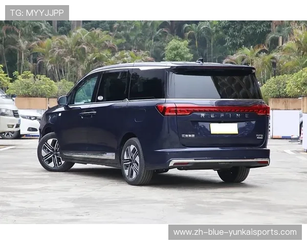 16.99万的瑞风RF8，好坐又好开，越级智电MPV，值得一看！